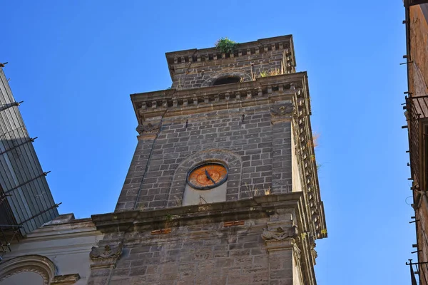 Italia Napoli Antico Campanile Con Orologio Della Chiesa San Lorenzo — Foto Stock