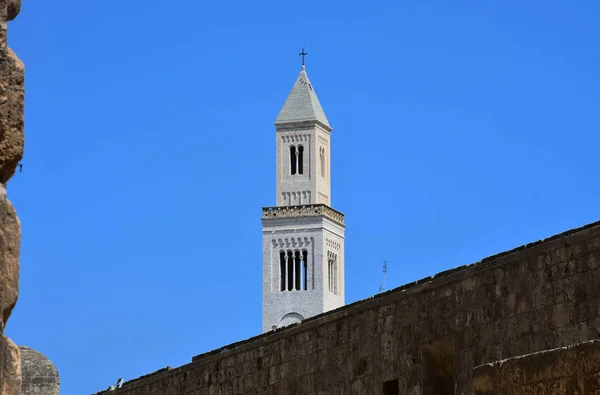 Italia Bari 2017 Campanario Catedral Visto Desde Castillo Svevo Normanno — Foto de Stock