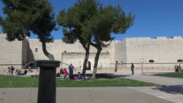 Itália Puglia Castelo Barletta Uma Fortaleza Imponente Localizada Poucos Passos — Vídeo de Stock