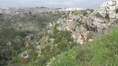 İtalya, Matera, Matera, taşlar UNESCO tarafından şehir ve gravina Panoraması.