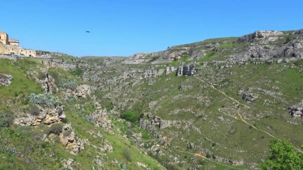 Italien Matera Stenar Matera Världsarv Panorama Över Gravina Slow Motion — Stockvideo