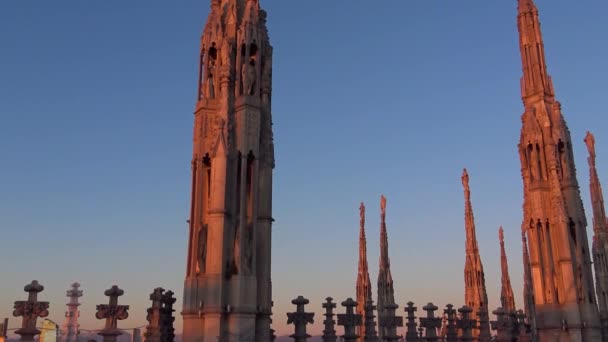 Itália Milão Fevereiro 2020 Vista Detalhes Telhado Duomo Antes Chegada — Vídeo de Stock