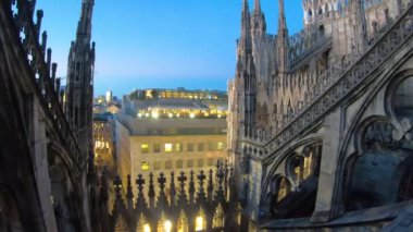 İtalya, Milan, 13 Şubat 2020, CORONA VIRUS gelmeden önce Duomo 'nun çatısından görüntü ve ayrıntılar