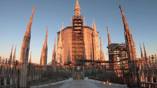 Itálie Milán Února 2020 Výhled Detaily Střechy Duoma Před Příjezdem — Stock video