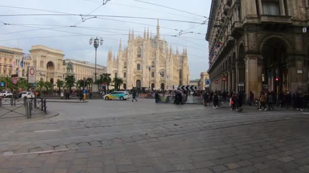 Італія Мілан Лютого 2020 Вид Дуомо Туристів Прибуття Corona Virus — стокове відео
