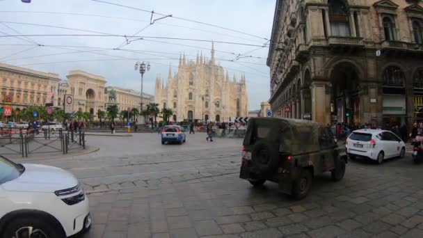 Italia Milán Febrero 2020 Vista Del Duomo Los Turistas Antes — Vídeos de Stock