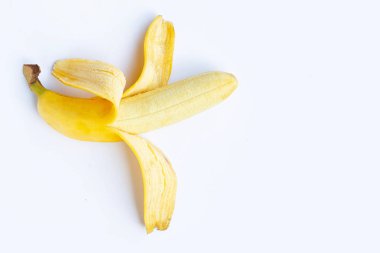 Beyaz arka plan üzerinde izole tek muz. 