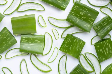 Aloe vera sağlık ve güzellik için popüler bir tıbbi bitkidir