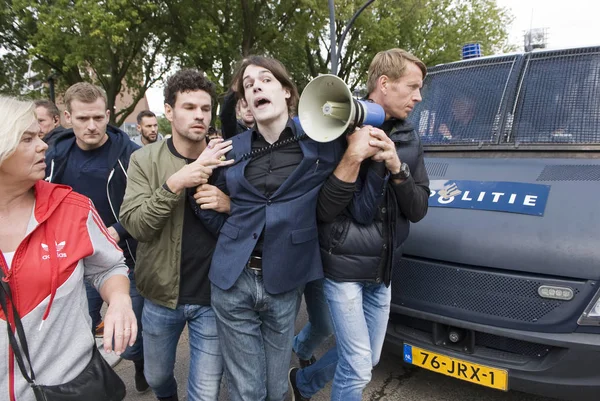 Arresto durante la protesta —  Fotos de Stock