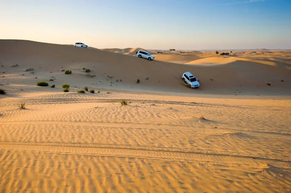 Safari tour through desert — Stock Photo, Image