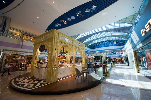 Marina Mall в Абу-Даби — стоковое фото