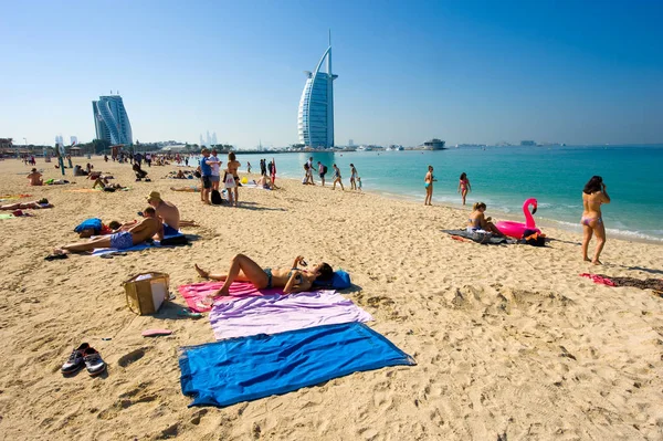 Öffentlicher Strand von Dubai — Stockfoto