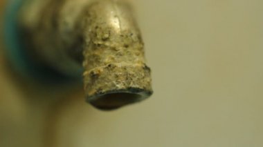 Banyo musluk damlayan