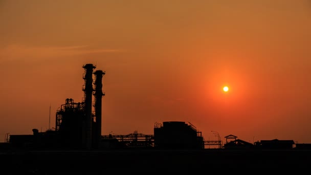 Time lapse : Centrale électrique et le coucher du soleil — Video