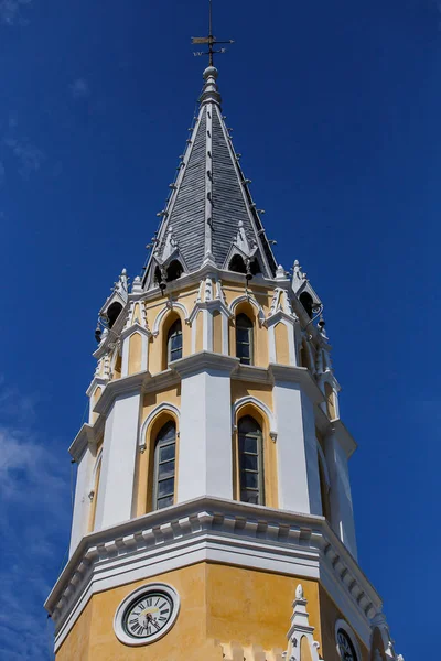 Храм Niwet Thammaprawat Ayutthaya, Таїланд — стокове фото