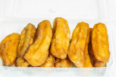 Muz fırında bal kutusunda