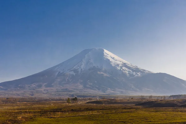 Mt. Fuji com vistas do prado Fotografias De Stock Royalty-Free