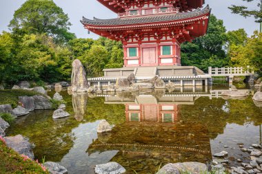  Tamana bölge Kumamoto ili bu tapınakta Japonya'nın en eski yerlerden biri. Kültürel miras uzun bir geleneği ile.