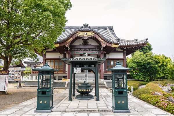  Tamana bölge Kumamoto ili bu tapınakta Japonya'nın en eski yerlerden biri. Kültürel miras uzun bir geleneği ile.