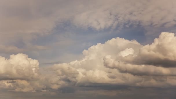 Zeitraffer von Wolken, die sich bewegen — Stockvideo