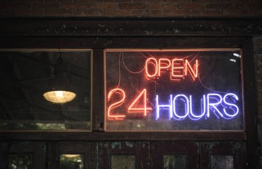 24 Saat Açık etiket Shop.