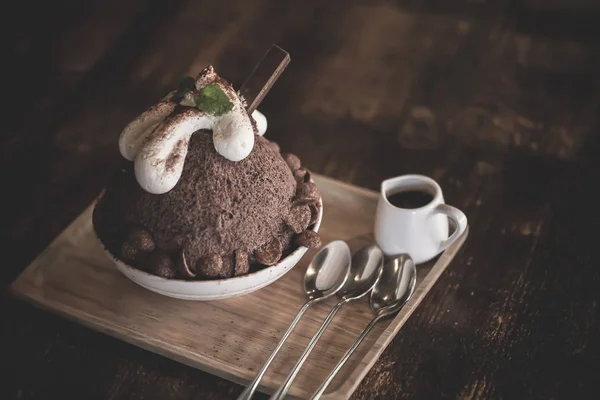 Bingsu Chocolate Table — Stock Photo, Image
