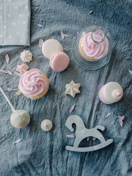 美しいお祝いデザート ケーキ — ストック写真