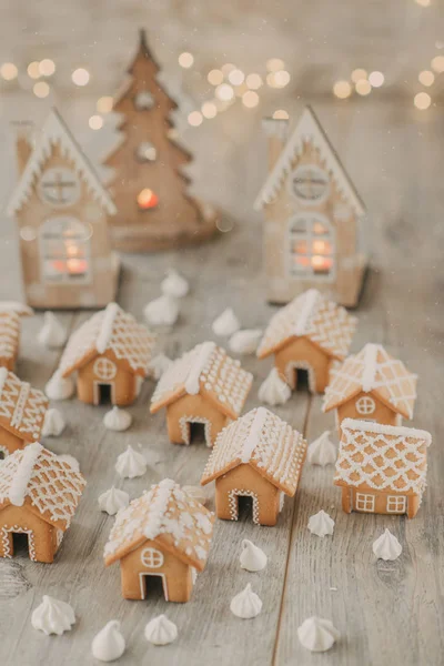 Rumah roti gingerbread dan meringue — Stok Foto