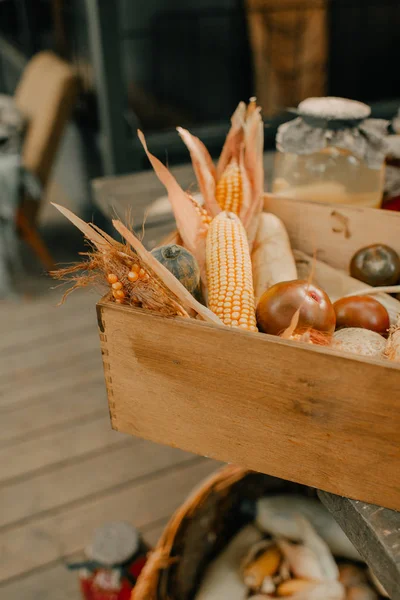 Wicker Basket Full Corn Yard Loft Style — Stock Photo, Image