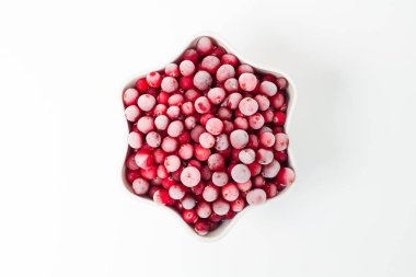 logo için beyaz arka plan üzerinde donmuş kızılcık