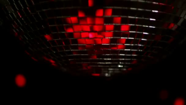 changement de lumière sur boule disco 