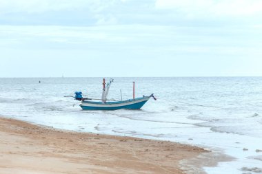 küçük balıkçı tekneleri 