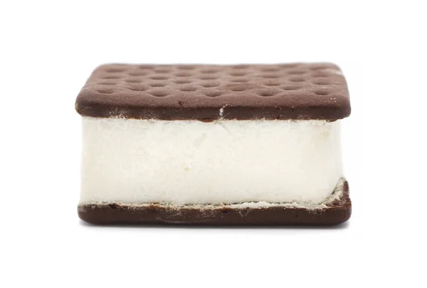 Geïsoleerde Ice Cream Sandwich — Stockfoto