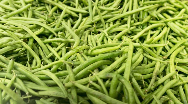 Gestapelte grüne Bohnen — Stockfoto