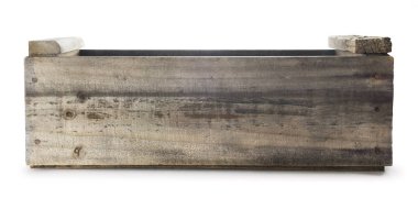 Beyaz bir arka plan üzerinde izole eski ahşap sandık.