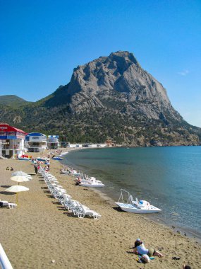 Kırım, 1 Mayıs 2008, Koktebel ve Moun köyünde bir plaj.