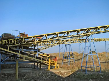 Konveyörleri boşaltma ve besleme, Titreşim Ayrıştırıcıları