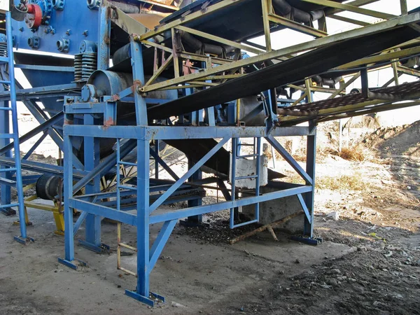 Rumble Mesh Separator Hopper Belt Conveyors Частина Лінії Обробки Металургійного — стокове фото