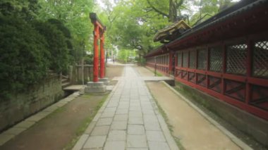 Yalpa Nezu Tapınak, tapınak yakınındaki vurdu. Onun Tokyo geleneksel bir konumda.