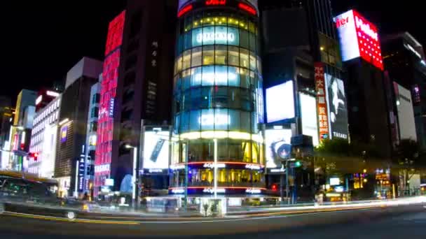 在银座夜失效4K 慢快门宽镜头缩小 它在东京的一个城市位置 和时间失效 摄像头 Eos — 图库视频影像