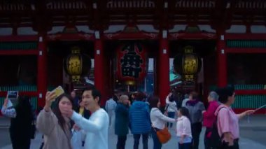 Hiper sukut 4k Sensouji Tapınağı'nda. / Onun Tokyo geleneksel bir konumda. 4k ve hiper sukut. fotoğraf makinesi: Canon Eos 7d