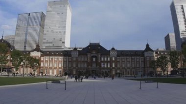 Ootemachi, Tokyo/Japonya - 09 Nisan 2018: Onun Tokyo şehir konum. zaman atlamalı. fotoğraf makinesi: Canon Eos 5d mark4