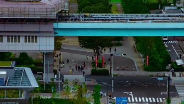 Een timelapse van de stad straat bij de stedelijke stad in Ariake Tokio dag lange schot — Stockvideo