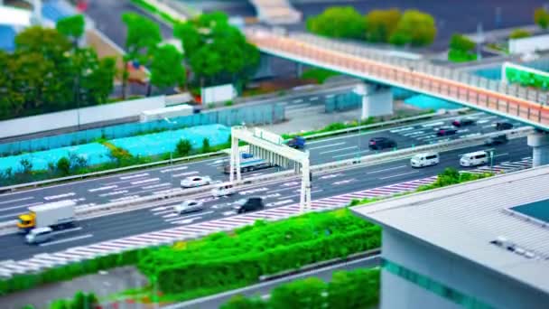 Časový průběh městské ulice v městském městě jako miniatura v Ariake Tokyo denní náklon — Stock video