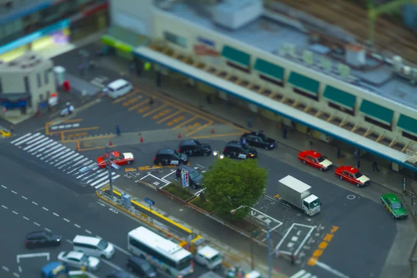 Een hoge hoek uitzicht voor het station in Tokio overdag bewolkte lucht tilt shift — Stockfoto