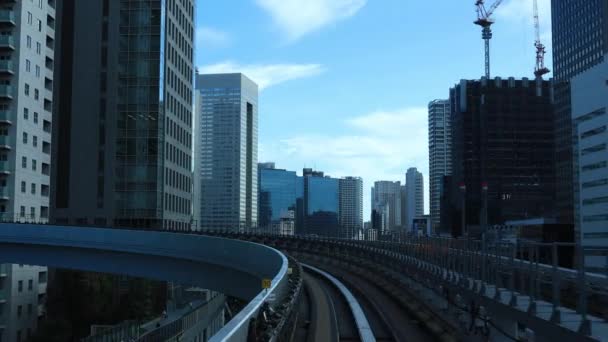 Pohled zepředu na železnici na trati Yurikamome v Tokiu — Stock video