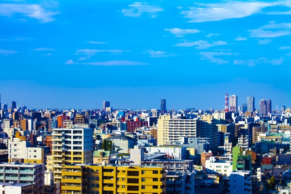En stadsbild vid staden Tokyo bred skott — Stockfoto