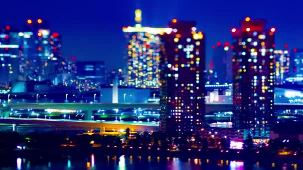 Μια νύχτα timelapse του αυτοκινητόδρομου μινιατούρα στην αστική πόλη στο Τόκιο tiltshit zoom — Αρχείο Βίντεο