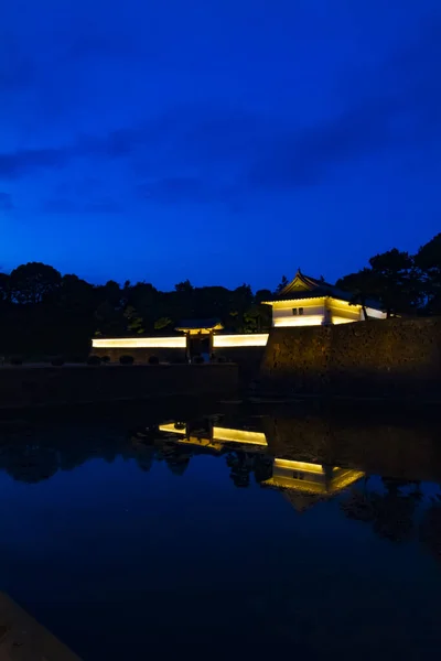 A dusk imperial palace in Tokyo wide shot — Stock Photo, Image