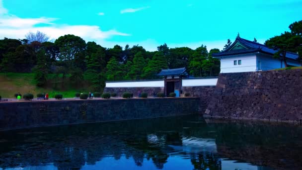 A dusk timelapse at the imperial palace in Tokyo wide shot — Stock Video